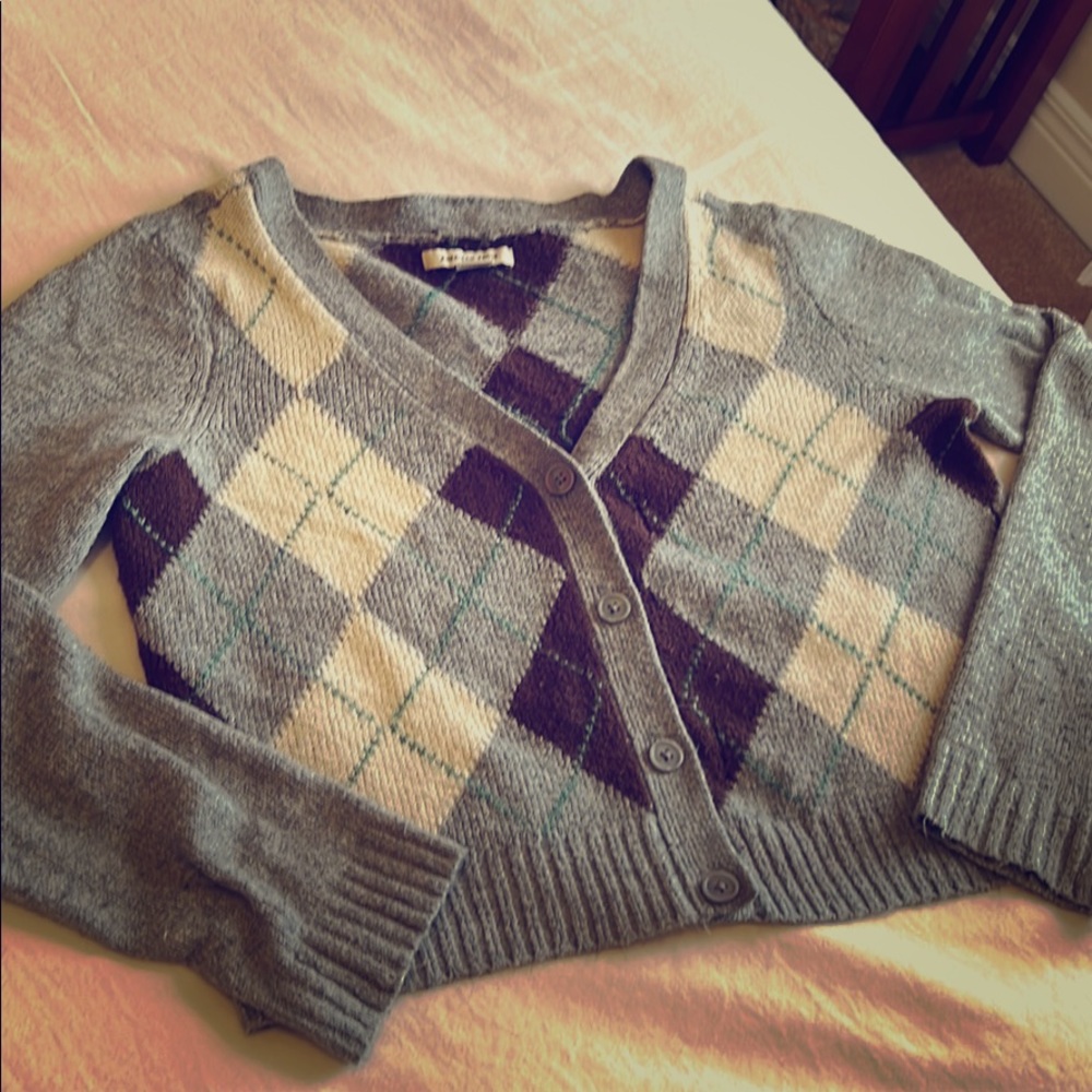 American Eagle V neck Cartigan